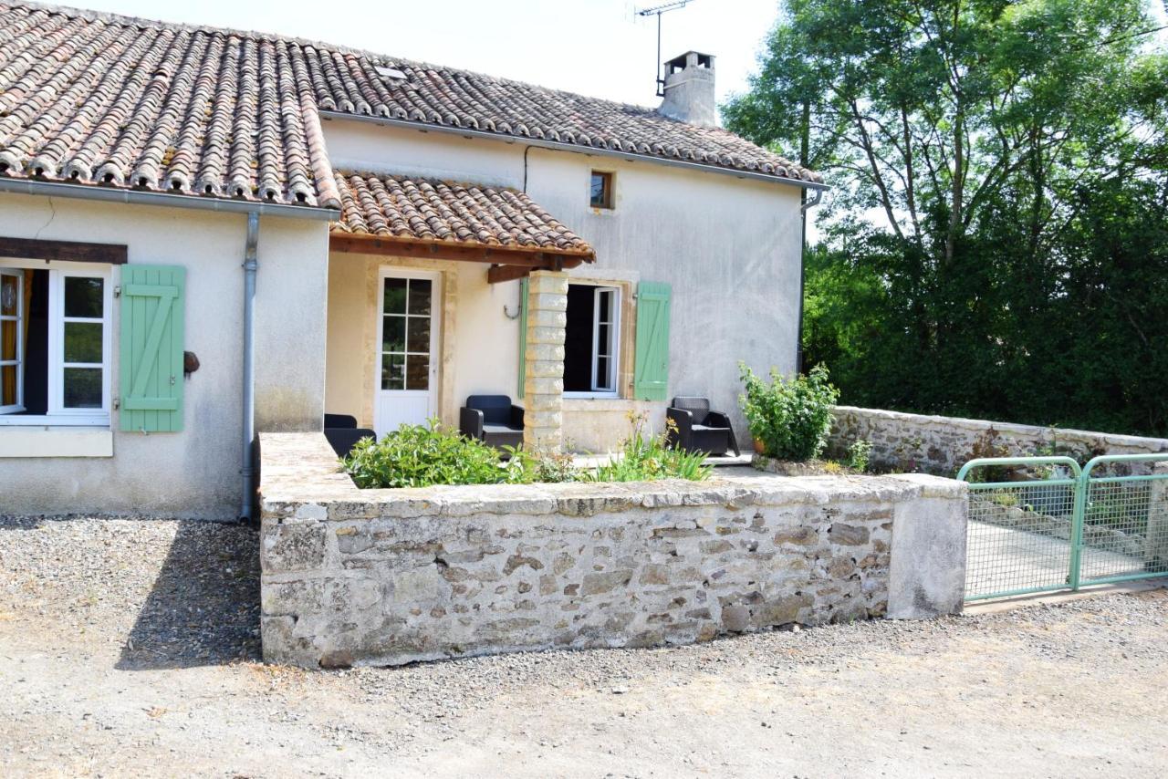 Maison Charismatique A Saint-Germier Avec Jardin Cloture. Ngoại thất bức ảnh